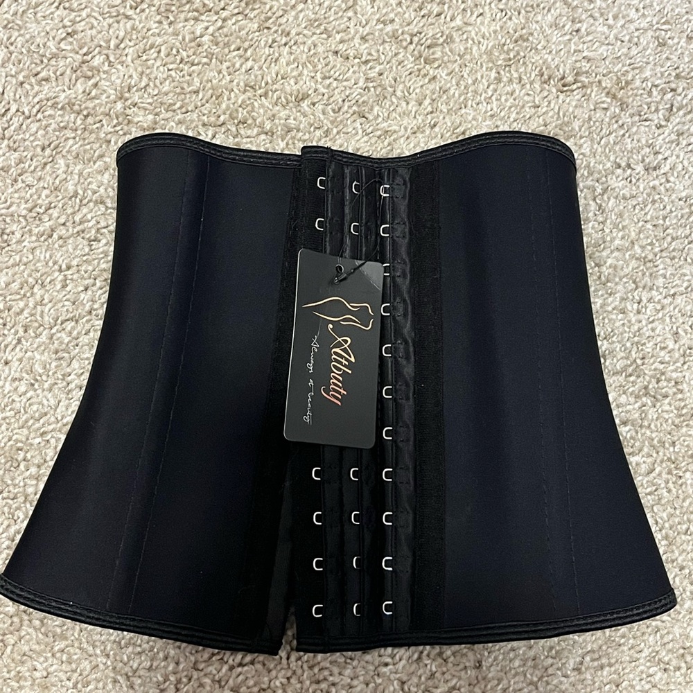 Brand new waist trainer size 3xs